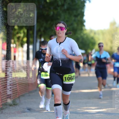 07.09.2025 - 19. Norderstedt Triathlon Michael Strokosch http://msf.ph/oto/8773601 07.09.2025 16:37:52 Laufen 529, 947, 1068, 1094, 1454, 1470, 1563, 1607 meine-sportfotos.de