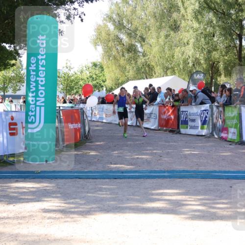 07.09.2025 - 19. Norderstedt Triathlon Zöllner http://msf.ph/oto/8773607 07.09.2025 10:57:31 Ziel 58, 126, 636 meine-sportfotos.de