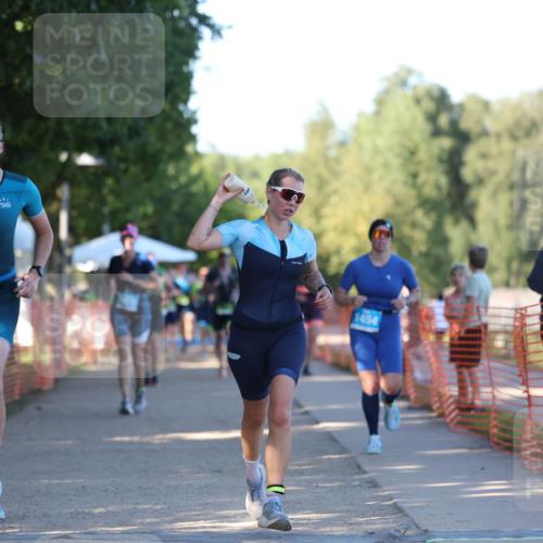 07.09.2025 - 19. Norderstedt Triathlon Michael Strokosch http://msf.ph/oto/8773617 07.09.2025 16:37:54 Laufen 529, 1068, 1094, 1454, 1470, 1554, 1563, 1607 meine-sportfotos.de