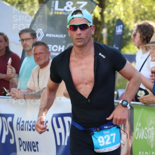 07.09.2025 - 19. Norderstedt Triathlon Zöllner http://msf.ph/oto/8773659 07.09.2025 16:53:29 Ziel 927 meine-sportfotos.de