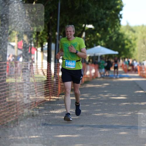 07.09.2025 - 19. Norderstedt Triathlon Michael Strokosch http://msf.ph/oto/8773660 07.09.2025 15:40:17 Laufen 463, 1466 meine-sportfotos.de