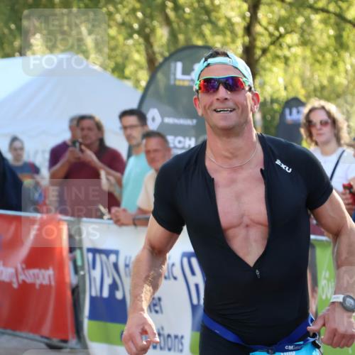 07.09.2025 - 19. Norderstedt Triathlon Zöllner http://msf.ph/oto/8773677 07.09.2025 16:53:30 Ziel 927 meine-sportfotos.de