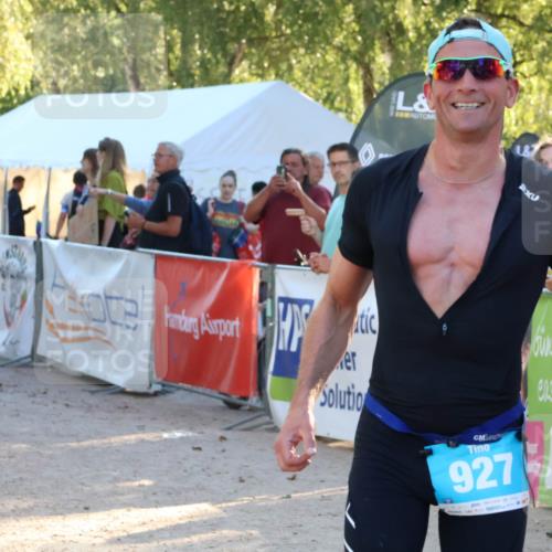 07.09.2025 - 19. Norderstedt Triathlon Zöllner http://msf.ph/oto/8773689 07.09.2025 16:53:30 Ziel 927 meine-sportfotos.de