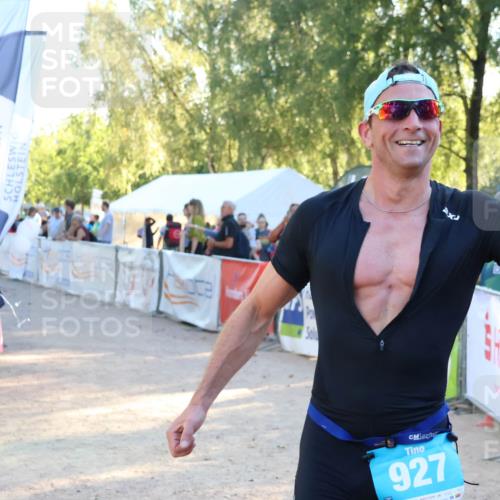 07.09.2025 - 19. Norderstedt Triathlon Zöllner http://msf.ph/oto/8773696 07.09.2025 16:53:31 Ziel 927 meine-sportfotos.de