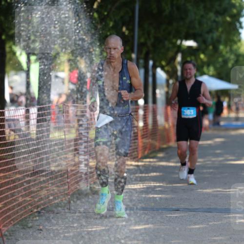 07.09.2025 - 19. Norderstedt Triathlon Michael Strokosch http://msf.ph/oto/8773702 07.09.2025 15:40:44 Laufen 363 meine-sportfotos.de