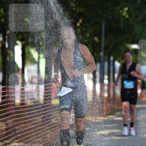 07.09.2025 - 19. Norderstedt Triathlon Michael Strokosch http://msf.ph/oto/8773718 07.09.2025 15:40:45 Laufen 363 meine-sportfotos.de
