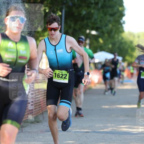 07.09.2025 - 19. Norderstedt Triathlon Michael Strokosch http://msf.ph/oto/8773729 07.09.2025 16:38:05 Laufen 453, 923, 1046, 1092, 1494, 1554 meine-sportfotos.de