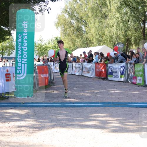 07.09.2025 - 19. Norderstedt Triathlon Zöllner http://msf.ph/oto/8773740 07.09.2025 10:57:53 Ziel 655, 669, 1125 meine-sportfotos.de