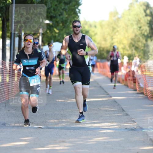 07.09.2025 - 19. Norderstedt Triathlon Michael Strokosch http://msf.ph/oto/8773761 07.09.2025 16:38:12 Laufen 536, 871, 1061, 1092, 1472, 1494, 1557, 1575 meine-sportfotos.de