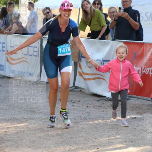 07.09.2025 - 19. Norderstedt Triathlon Zöllner http://msf.ph/oto/8773765 07.09.2025 16:54:12 Ziel 1470 meine-sportfotos.de