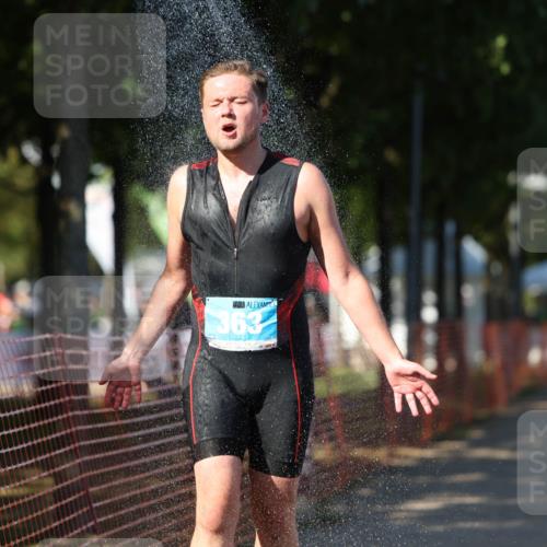 07.09.2025 - 19. Norderstedt Triathlon Michael Strokosch http://msf.ph/oto/8773773 07.09.2025 15:40:49 Laufen 363 meine-sportfotos.de