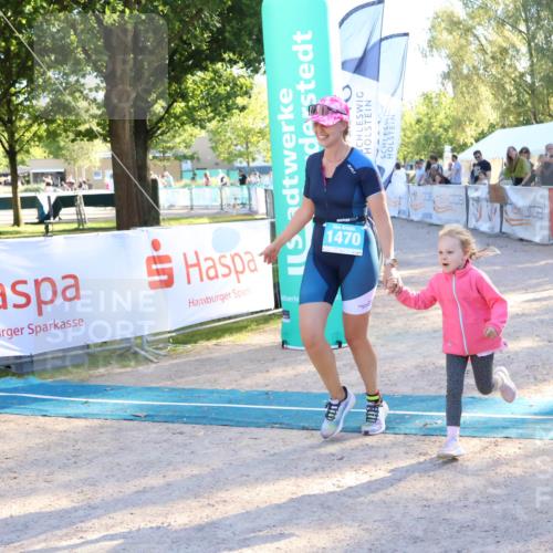 07.09.2025 - 19. Norderstedt Triathlon Zöllner http://msf.ph/oto/8773821 07.09.2025 16:54:15 Ziel 1470 meine-sportfotos.de