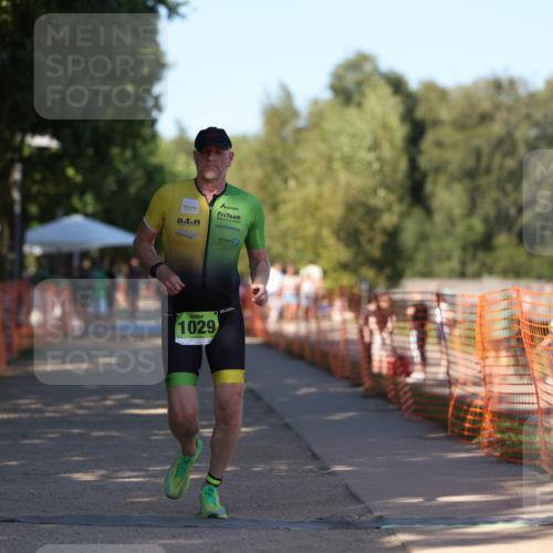 07.09.2025 - 19. Norderstedt Triathlon Michael Strokosch http://msf.ph/oto/8773870 07.09.2025 15:41:16 Laufen  meine-sportfotos.de