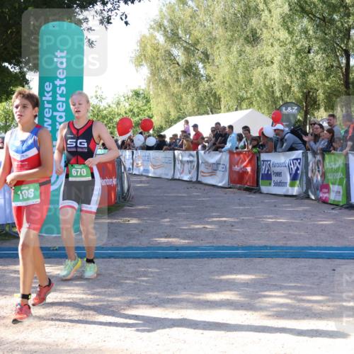 07.09.2025 - 19. Norderstedt Triathlon Zöllner http://msf.ph/oto/8773878 07.09.2025 10:58:18 Ziel 108, 115, 670 meine-sportfotos.de