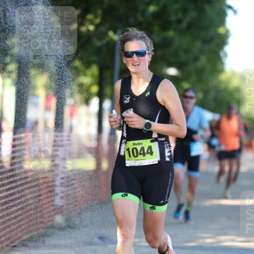 07.09.2025 - 19. Norderstedt Triathlon Michael Strokosch http://msf.ph/oto/8773907 07.09.2025 16:38:42 Laufen 883, 929, 933, 952, 1044, 1562, 1585 meine-sportfotos.de