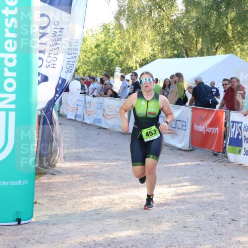 07.09.2025 - 19. Norderstedt Triathlon Zöllner http://msf.ph/oto/8773950 07.09.2025 16:54:41 Ziel 453 meine-sportfotos.de