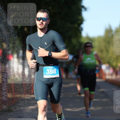 07.09.2025 - 19. Norderstedt Triathlon Michael Strokosch http://msf.ph/oto/8773952 07.09.2025 15:41:35 Laufen 474, 1484 meine-sportfotos.de