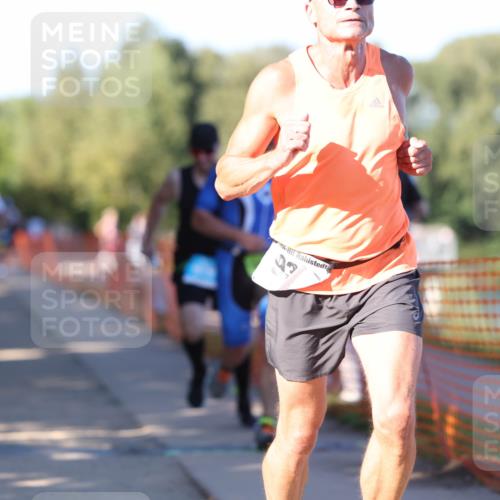 07.09.2025 - 19. Norderstedt Triathlon Michael Strokosch http://msf.ph/oto/8773962 07.09.2025 16:38:47 Laufen 432, 883, 929, 933, 1475, 1562, 1585 meine-sportfotos.de