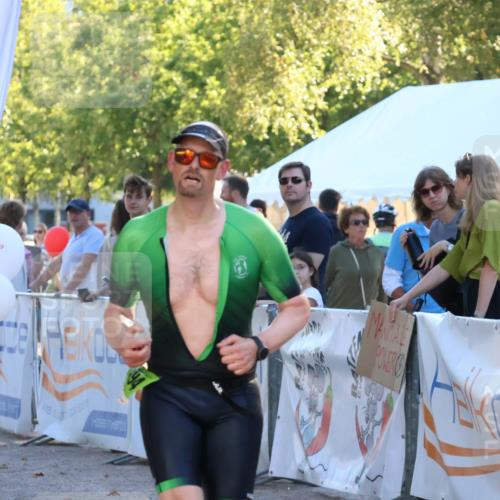 07.09.2025 - 19. Norderstedt Triathlon Zöllner http://msf.ph/oto/8773969 07.09.2025 16:55:06 Ziel 913, 1494 meine-sportfotos.de