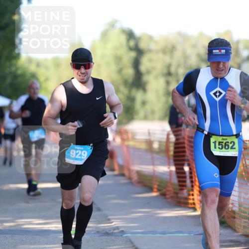 07.09.2025 - 19. Norderstedt Triathlon Michael Strokosch http://msf.ph/oto/8773971 07.09.2025 16:38:48 Laufen 432, 883, 929, 933, 1475, 1562, 1585 meine-sportfotos.de