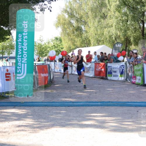 07.09.2025 - 19. Norderstedt Triathlon Zöllner http://msf.ph/oto/8774017 07.09.2025 10:59:41 Ziel 64, 83, 1113 meine-sportfotos.de