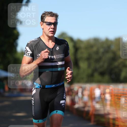 07.09.2025 - 19. Norderstedt Triathlon Michael Strokosch http://msf.ph/oto/8774023 07.09.2025 15:41:40 Laufen 474, 1414, 1484 meine-sportfotos.de