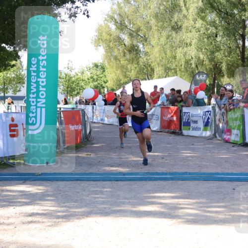 07.09.2025 - 19. Norderstedt Triathlon Zöllner http://msf.ph/oto/8774024 07.09.2025 10:59:42 Ziel 64, 83, 1113 meine-sportfotos.de