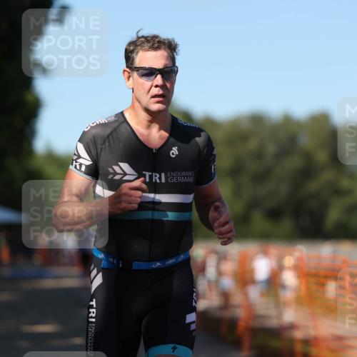 07.09.2025 - 19. Norderstedt Triathlon Michael Strokosch http://msf.ph/oto/8774030 07.09.2025 15:41:40 Laufen 474, 1414, 1484 meine-sportfotos.de