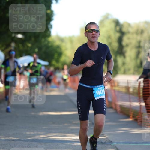 07.09.2025 - 19. Norderstedt Triathlon Michael Strokosch http://msf.ph/oto/8774059 07.09.2025 16:38:59 Laufen 416, 909, 915, 957 meine-sportfotos.de