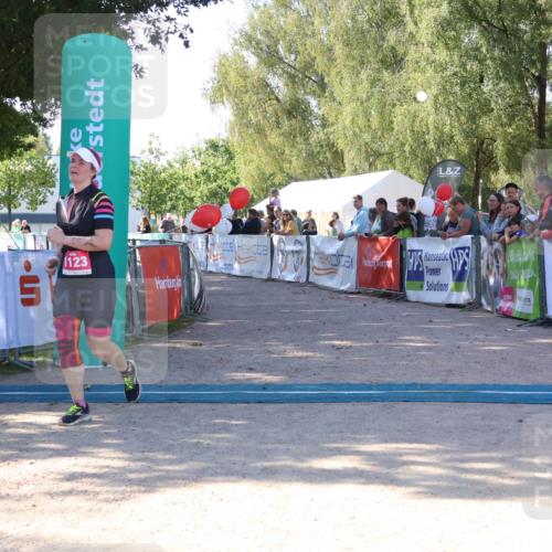 07.09.2025 - 19. Norderstedt Triathlon Zöllner http://msf.ph/oto/8774087 07.09.2025 10:59:58 Ziel 1123 meine-sportfotos.de