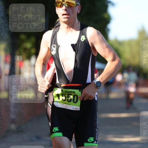07.09.2025 - 19. Norderstedt Triathlon Michael Strokosch http://msf.ph/oto/8774128 07.09.2025 16:39:11 Laufen 916, 944, 1060, 1067, 1073, 1105, 1550 meine-sportfotos.de