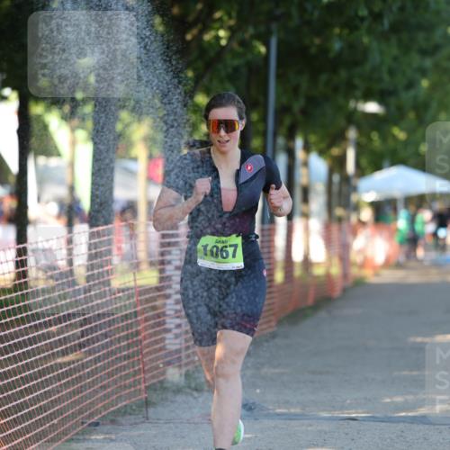 07.09.2025 - 19. Norderstedt Triathlon Michael Strokosch http://msf.ph/oto/8774137 07.09.2025 16:39:15 Laufen 868, 916, 944, 1067, 1083, 1105, 1564 meine-sportfotos.de