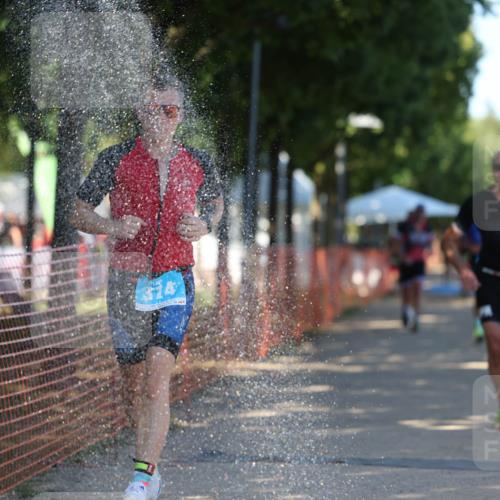 07.09.2025 - 19. Norderstedt Triathlon Michael Strokosch http://msf.ph/oto/8774174 07.09.2025 15:42:06 Laufen 374, 476, 1447 meine-sportfotos.de