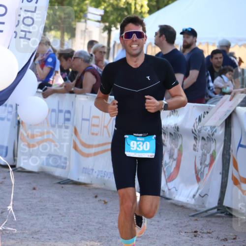 07.09.2025 - 19. Norderstedt Triathlon Zöllner http://msf.ph/oto/8774175 07.09.2025 16:56:12 Ziel 930 meine-sportfotos.de