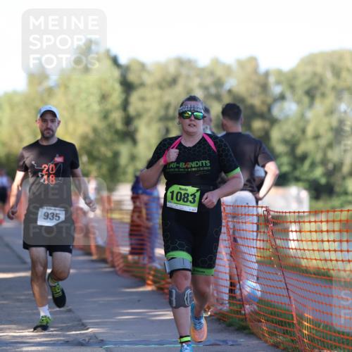 07.09.2025 - 19. Norderstedt Triathlon Michael Strokosch http://msf.ph/oto/8774199 07.09.2025 16:39:22 Laufen 868, 935, 1083, 1564 meine-sportfotos.de