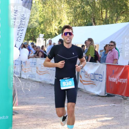 07.09.2025 - 19. Norderstedt Triathlon Zöllner http://msf.ph/oto/8774207 07.09.2025 16:56:13 Ziel 930 meine-sportfotos.de