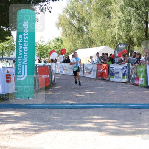 07.09.2025 - 19. Norderstedt Triathlon Zöllner http://msf.ph/oto/8774209 07.09.2025 11:00:44 Ziel 689 meine-sportfotos.de
