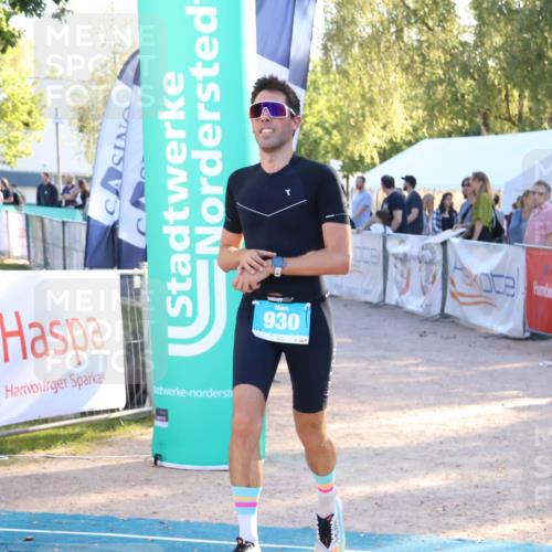 07.09.2025 - 19. Norderstedt Triathlon Zöllner http://msf.ph/oto/8774227 07.09.2025 16:56:14 Ziel 930 meine-sportfotos.de