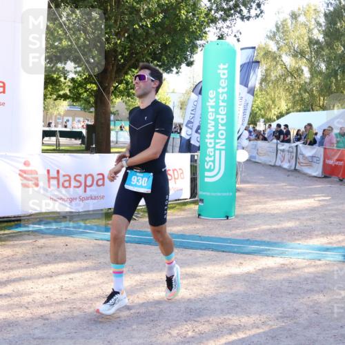 07.09.2025 - 19. Norderstedt Triathlon Zöllner http://msf.ph/oto/8774240 07.09.2025 16:56:15 Ziel 930 meine-sportfotos.de