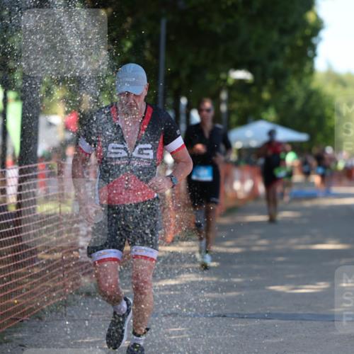 07.09.2025 - 19. Norderstedt Triathlon Michael Strokosch http://msf.ph/oto/8774287 07.09.2025 15:42:16 Laufen 428, 987, 1447 meine-sportfotos.de