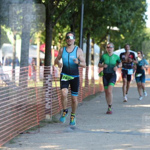 07.09.2025 - 19. Norderstedt Triathlon Michael Strokosch http://msf.ph/oto/8774301 07.09.2025 16:40:00 Laufen 406, 465, 1078, 1620 meine-sportfotos.de