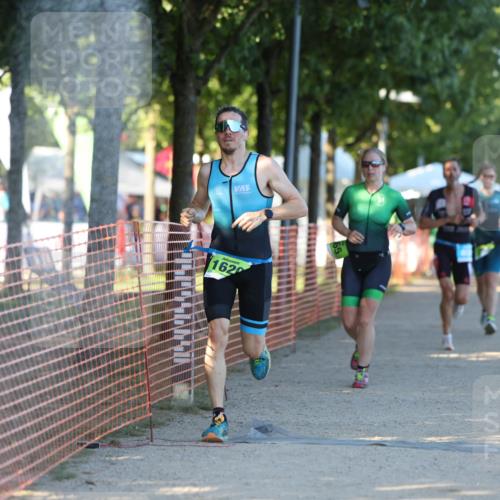 07.09.2025 - 19. Norderstedt Triathlon Michael Strokosch http://msf.ph/oto/8774302 07.09.2025 16:40:01 Laufen 406, 465, 1078, 1620 meine-sportfotos.de