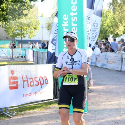07.09.2025 - 19. Norderstedt Triathlon Zöllner http://msf.ph/oto/8774347 07.09.2025 16:56:53 Ziel 1107 meine-sportfotos.de
