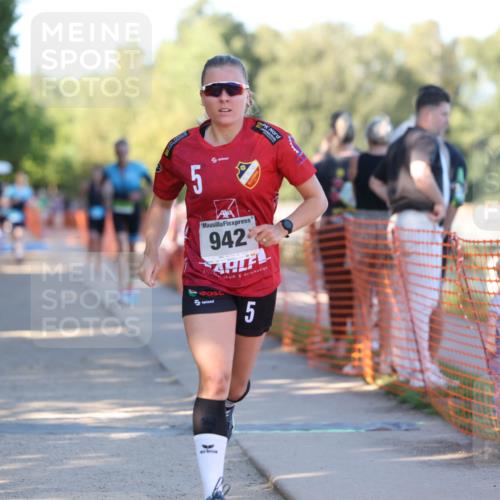 07.09.2025 - 19. Norderstedt Triathlon Michael Strokosch http://msf.ph/oto/8774368 07.09.2025 16:40:13 Laufen 942, 1553, 1632 meine-sportfotos.de