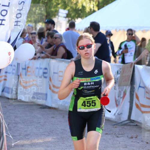 07.09.2025 - 19. Norderstedt Triathlon Zöllner http://msf.ph/oto/8774397 07.09.2025 16:57:05 Ziel 455 meine-sportfotos.de