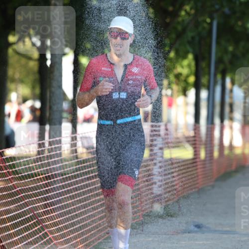 07.09.2025 - 19. Norderstedt Triathlon Michael Strokosch http://msf.ph/oto/8774435 07.09.2025 16:40:23 Laufen 386, 431, 1573, 1614 meine-sportfotos.de
