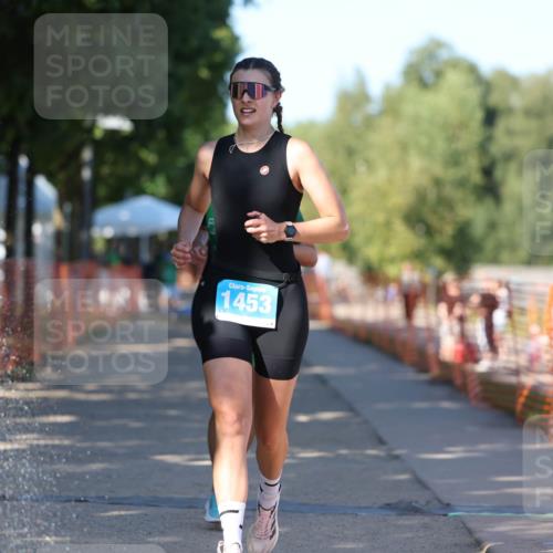 07.09.2025 - 19. Norderstedt Triathlon Michael Strokosch http://msf.ph/oto/8774436 07.09.2025 15:42:31 Laufen 439, 1453, 1489 meine-sportfotos.de