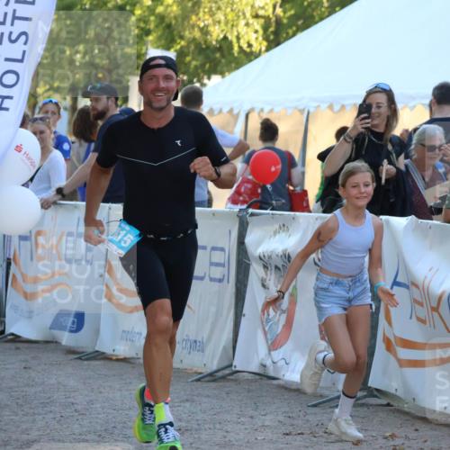 07.09.2025 - 19. Norderstedt Triathlon Zöllner http://msf.ph/oto/8774473 07.09.2025 16:57:49 Ziel 1415 meine-sportfotos.de