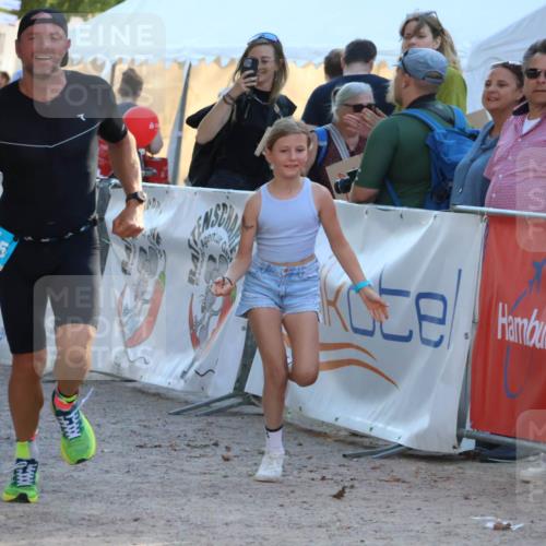 07.09.2025 - 19. Norderstedt Triathlon Zöllner http://msf.ph/oto/8774476 07.09.2025 16:57:50 Ziel 1415 meine-sportfotos.de