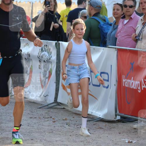 07.09.2025 - 19. Norderstedt Triathlon Zöllner http://msf.ph/oto/8774478 07.09.2025 16:57:50 Ziel 1415 meine-sportfotos.de